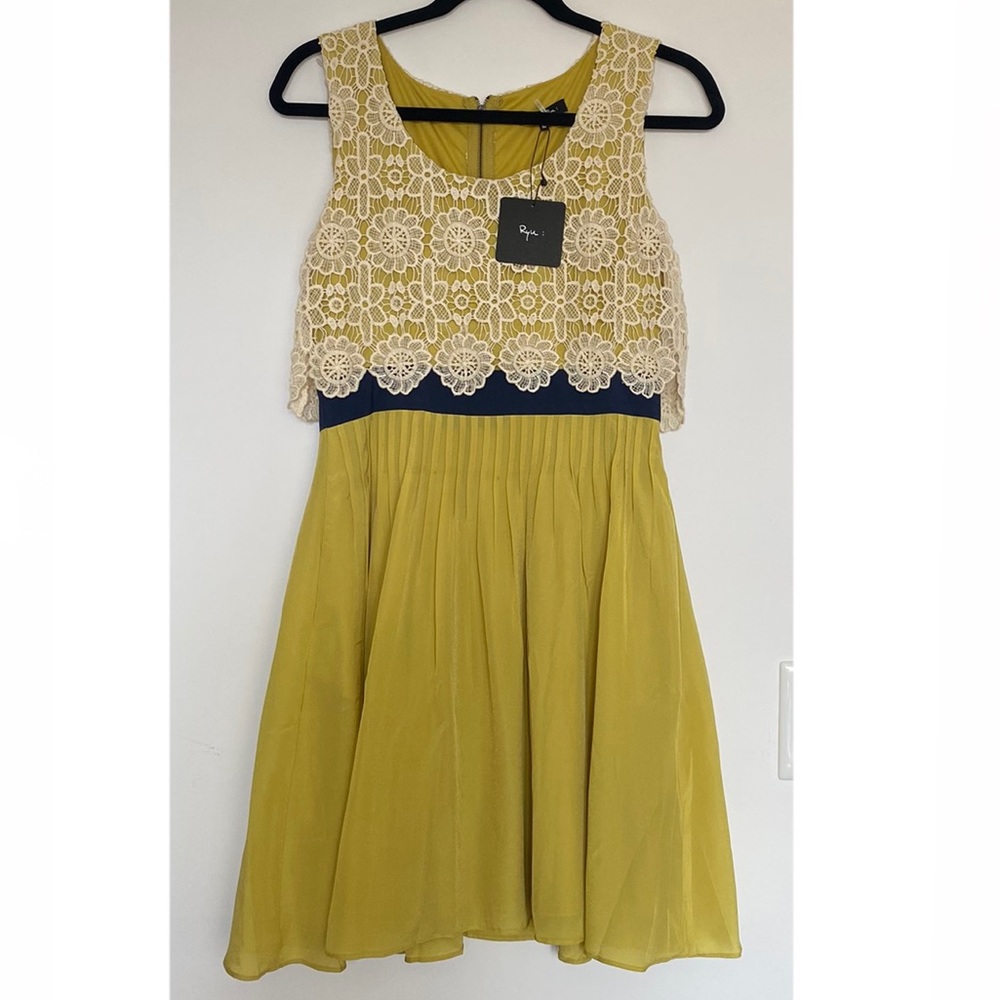 NWT Spring party bridal shower dress size medium